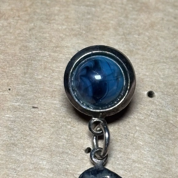 Vintage Silver Toned Thunderbird Earrings ! - Picture 3 of 4